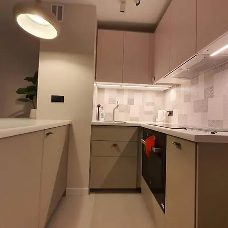 Апартаменты Mlociny Metro 3 *